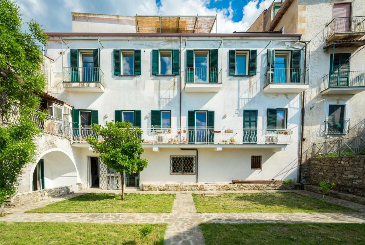 Borgo Dei Saraceni - Suites & Apartments Agropoli Eksteriør bilde